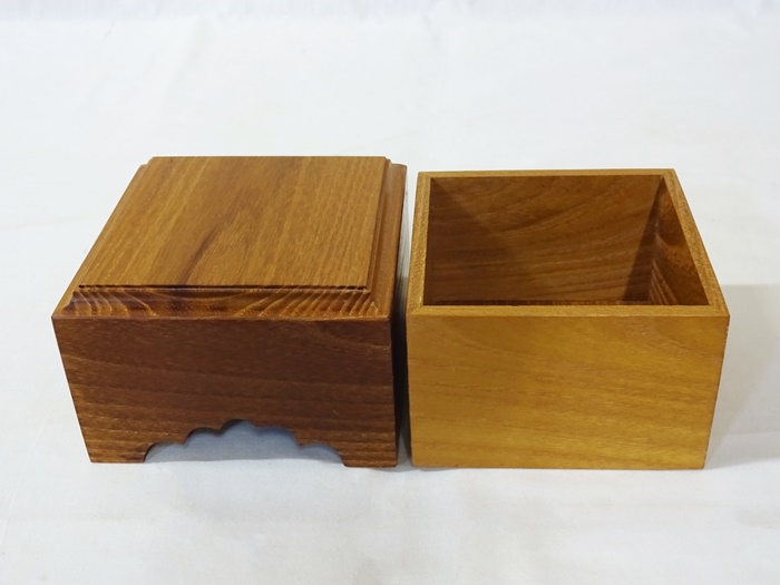 駒箱　桑　さじ面加工