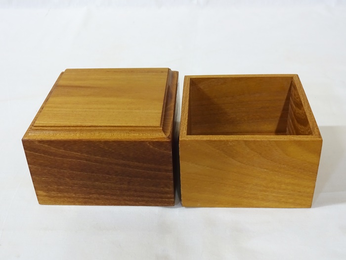 駒箱　桑　さじ面加工