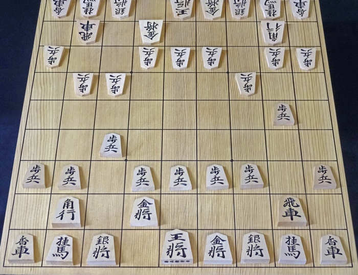 将棋盤　沈金　四君子