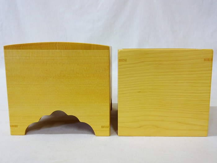 駒箱　榧　上　ムクリ仕上げ