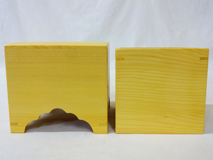 駒箱　榧　上　ムクリ仕上げ