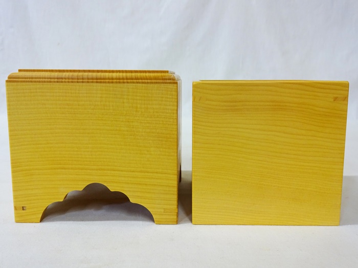 駒箱　榧　銀杏面仕上げ