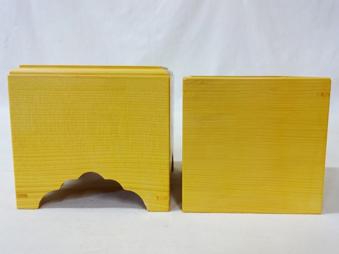 駒箱　榧　銀杏面仕上げ