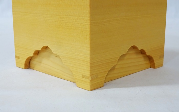 駒箱　榧　上　ムクリ仕上げ