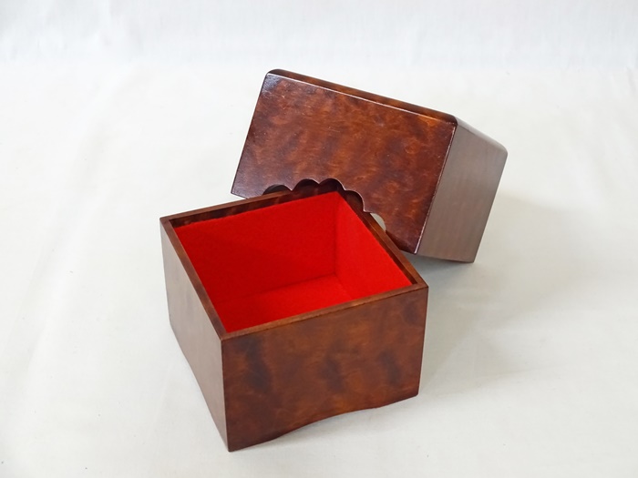 駒箱　桂　杢　拭きうるし