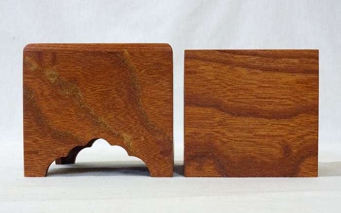 駒箱　欅　杢　上　沈金仕上げ