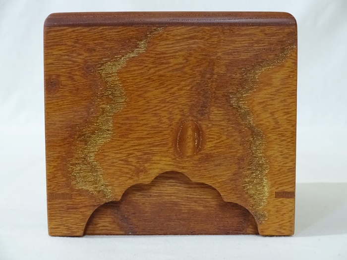 駒箱　欅　杢　上　沈金仕上げ