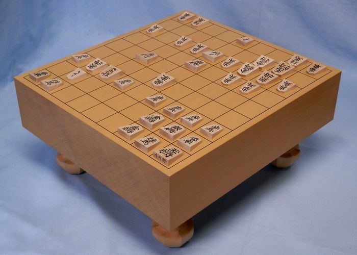将棋盤　新桂　３寸　特上彫セット