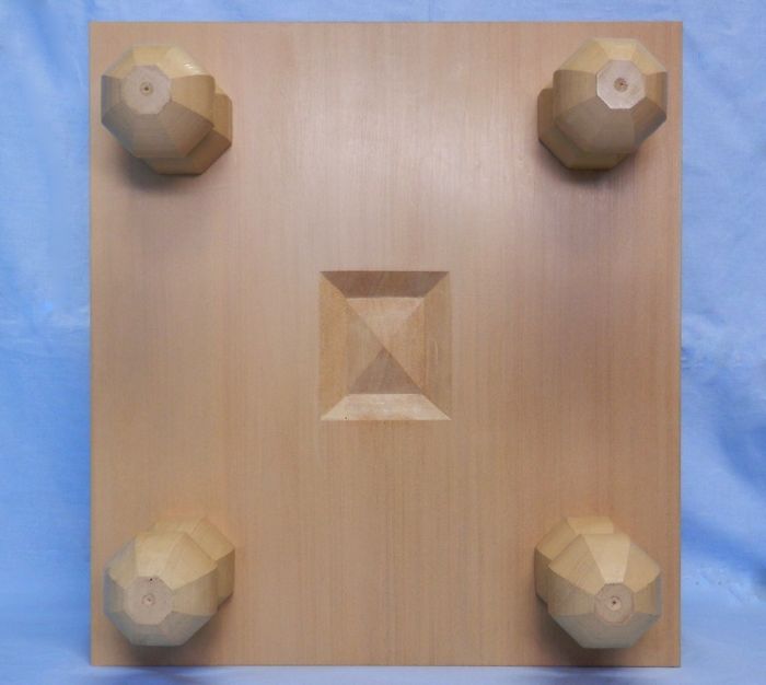 将棋盤　新桂　３寸　特上彫セット