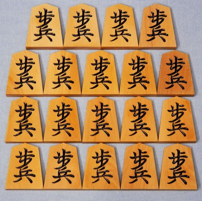 シャム黄楊　上彫　仙佳作