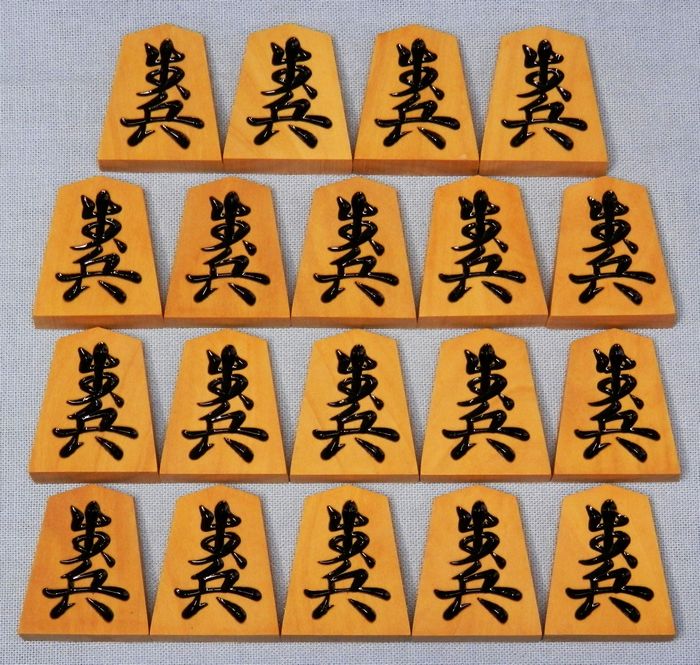 本黄楊　特上彫　草流　仙佳作